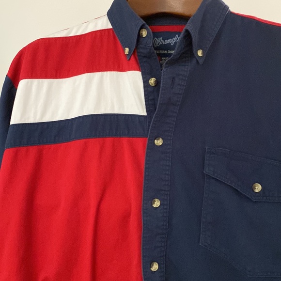 Wrangler Western Shirt. Red, White and Blue. Size XL - Picture 5 of 9